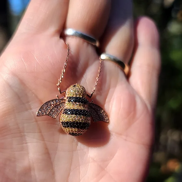 Citrine Topaz & Onyx ADORABLE 🐝 bee necklace by Avelon - Picture 6 of 8